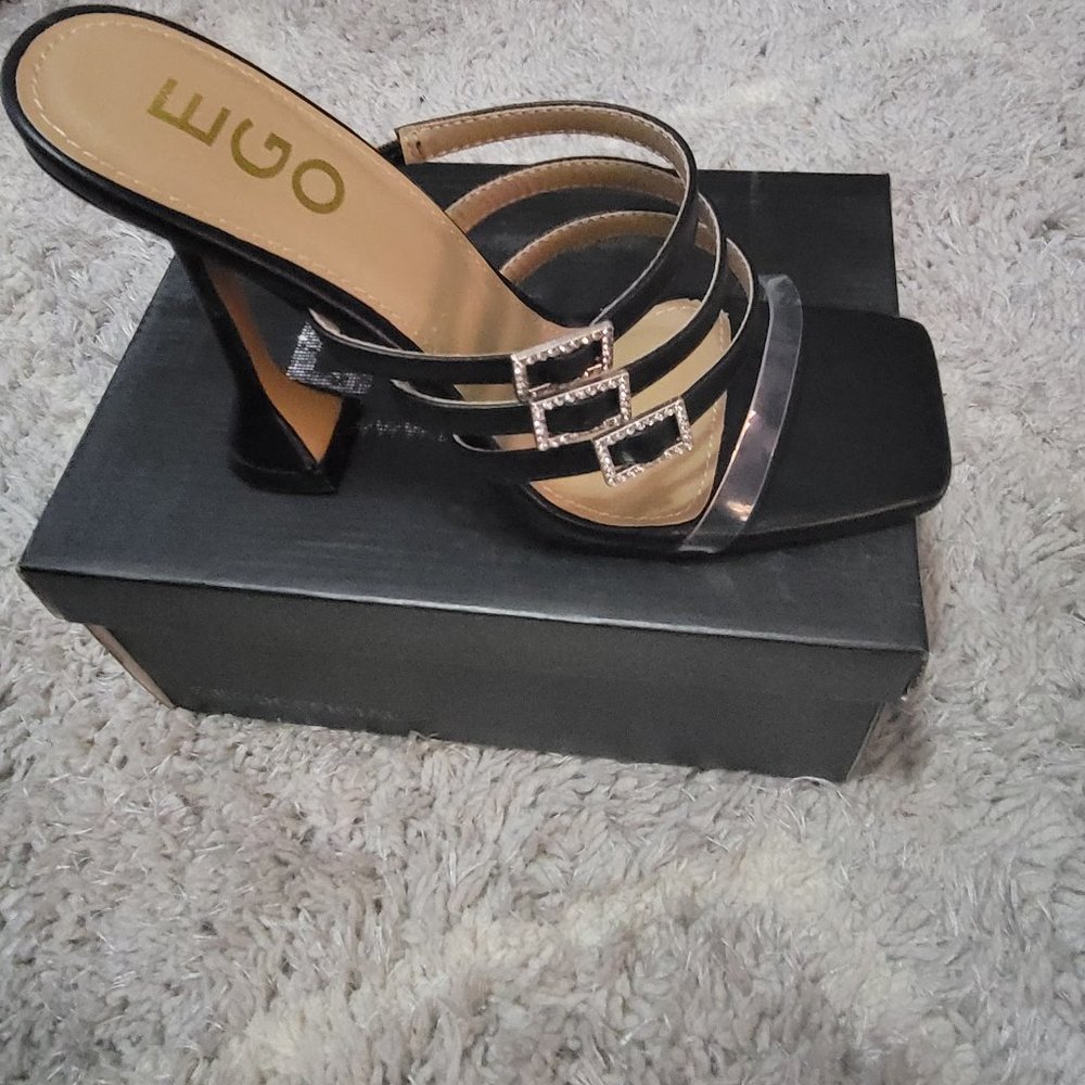 NWT women  heels